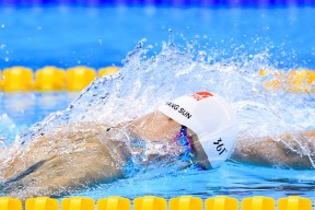 开云kaiyun-_访谈：网球明星的职业生涯与未来规划_，网球 明星