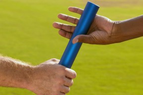 开云网页版-关键助攻：王强连续助攻队友得分，展现绝佳配合！，搜索王强的