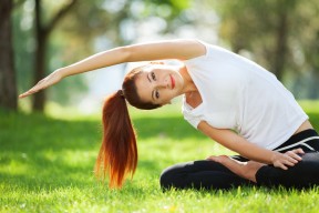 Kaiyun官方登录入口-“强强对决”——车队之间的精彩拉锯战，《强强对决》