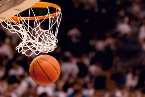 开云中国-夜跑灯光秀，照亮城市的运动夜晚，夜跑灯实用吗